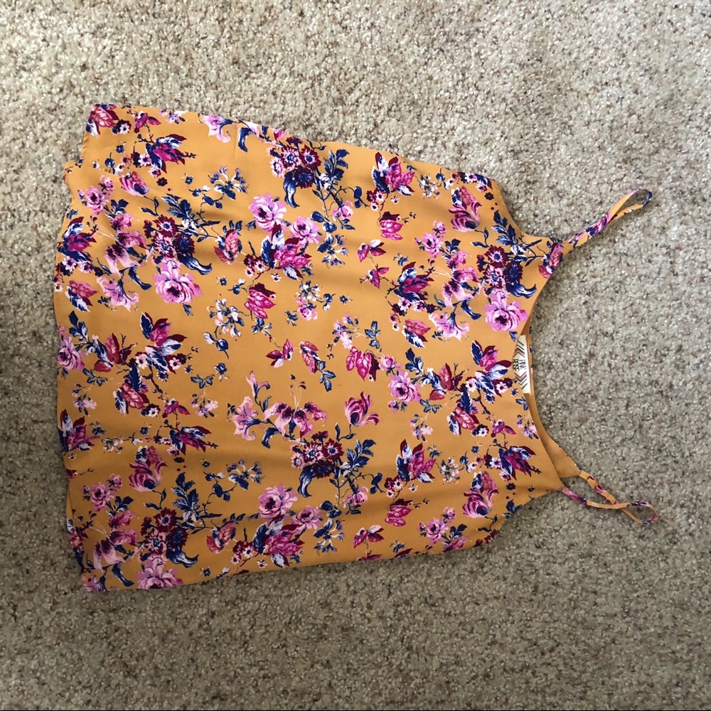 Floral tank